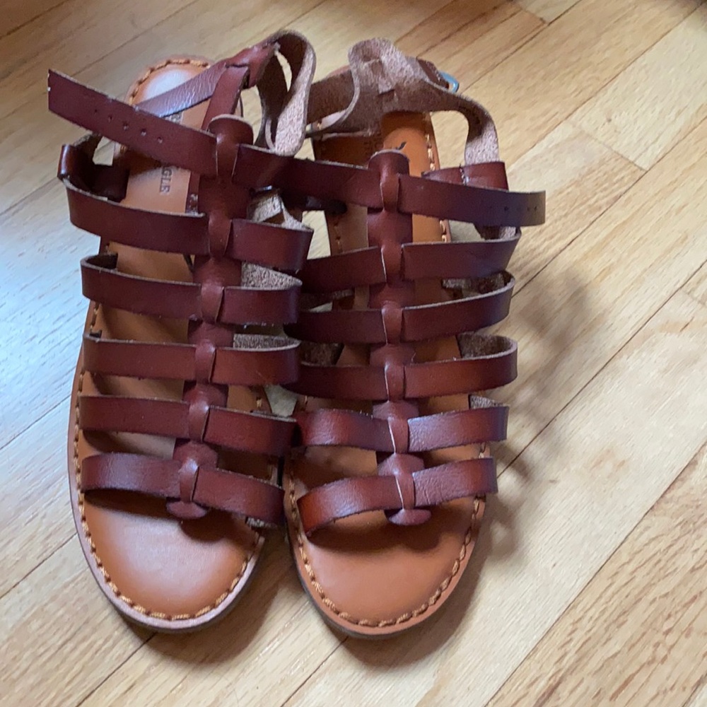 American eagle sandal heels